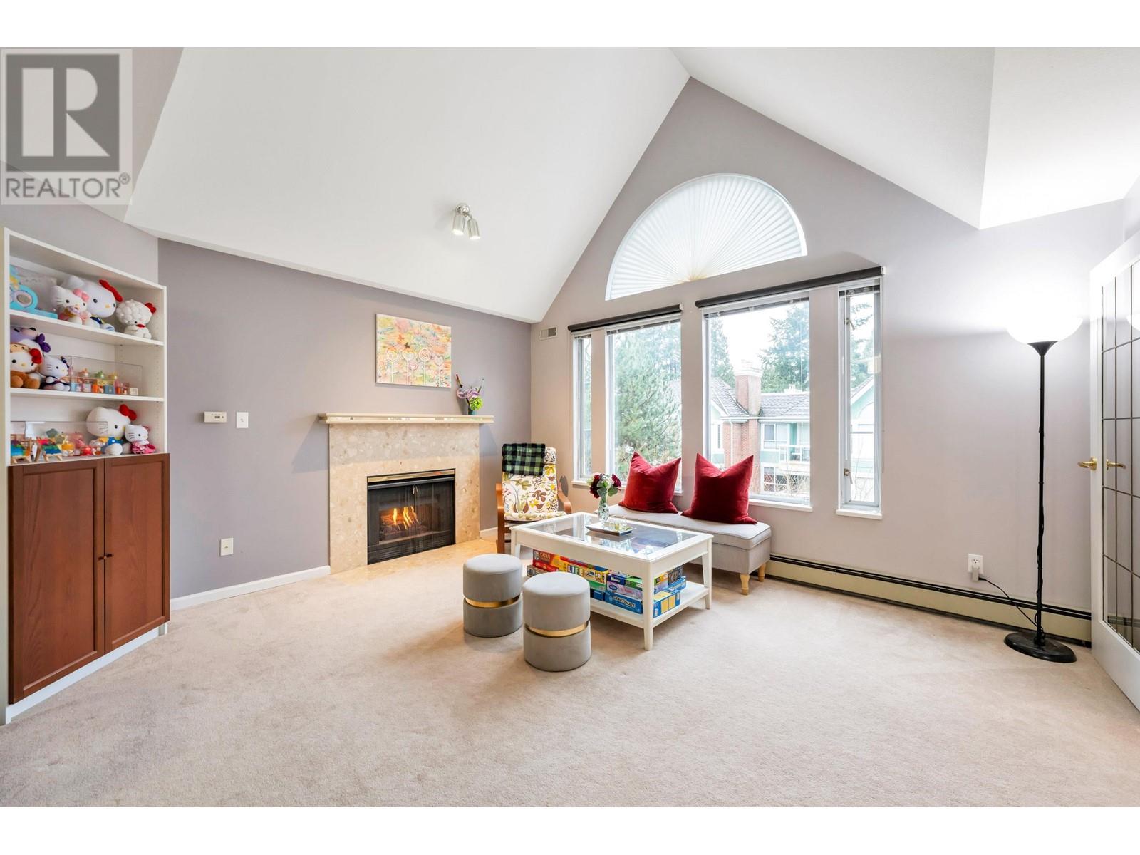 Listing Picture 6 of 34 : 308 1655 AUGUSTA AVENUE, Burnaby / 本拿比 - 魯藝地產 Yvonne Lu Group - MLS Medallion Club Member