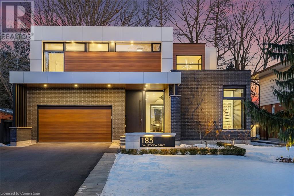 Property at 185 VALLEYVIEW Drive image 2
