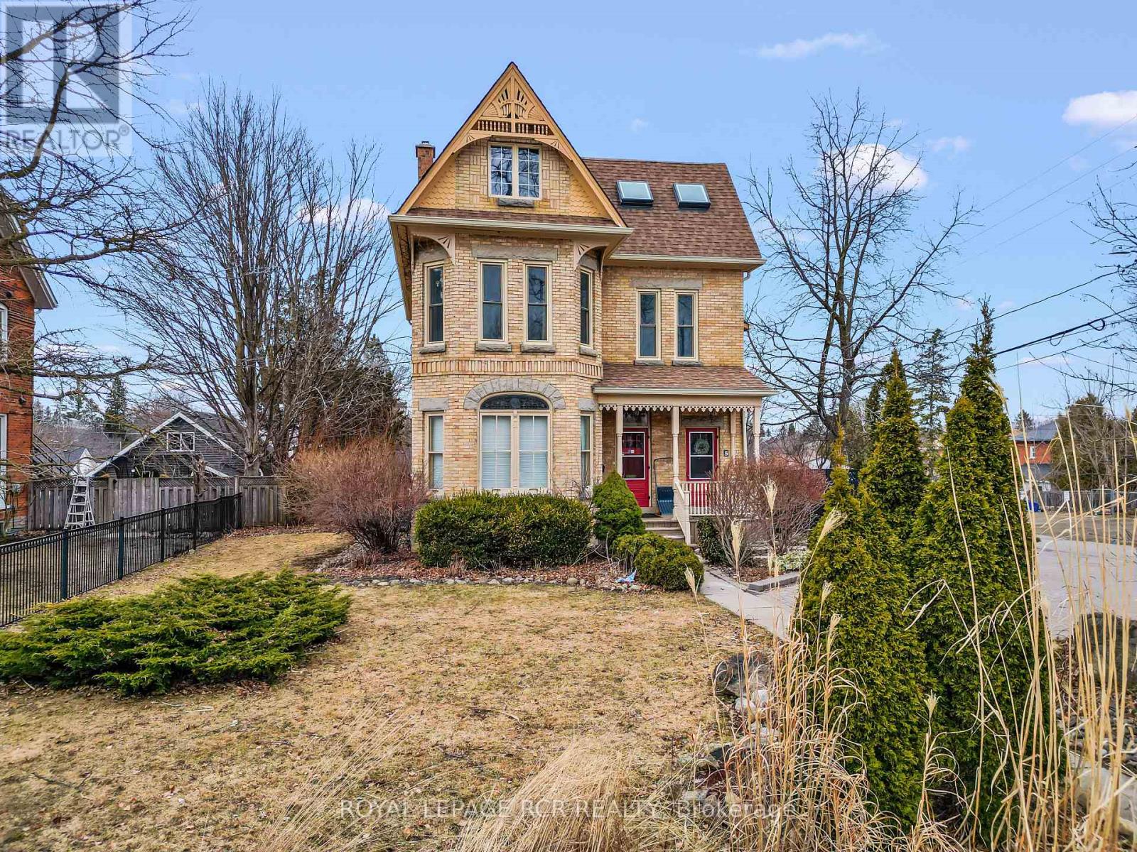 Property at 7 ZINA STREET image 1