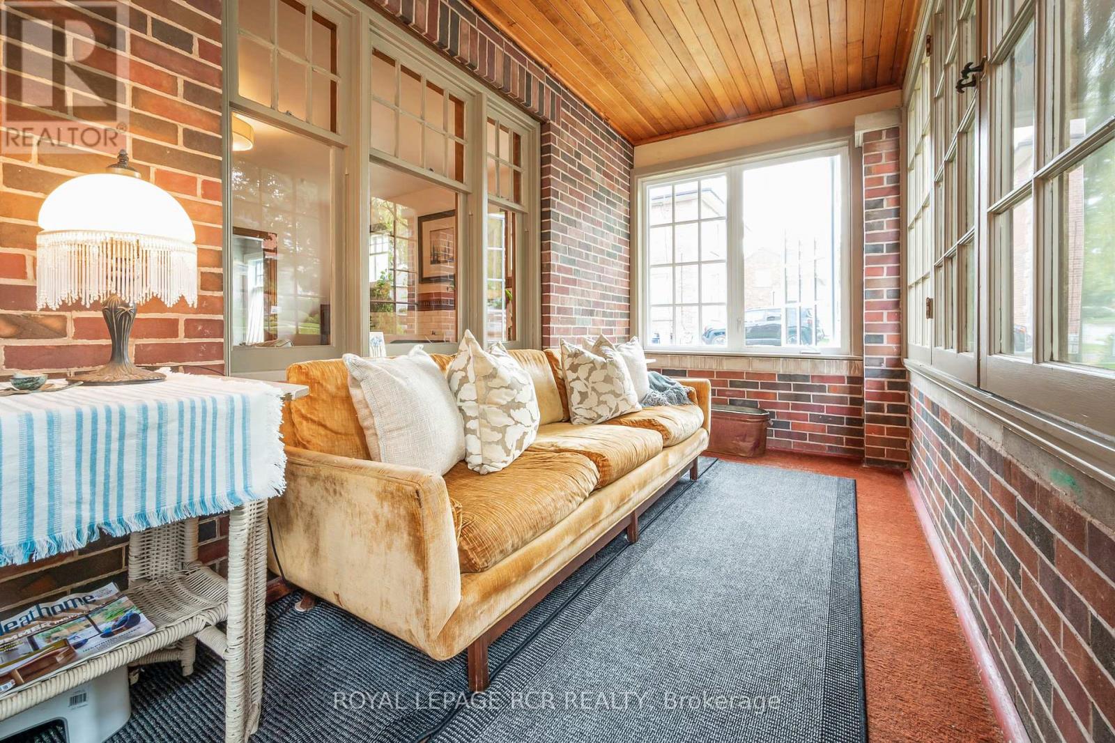 Property at 9 YORK STREET image 2