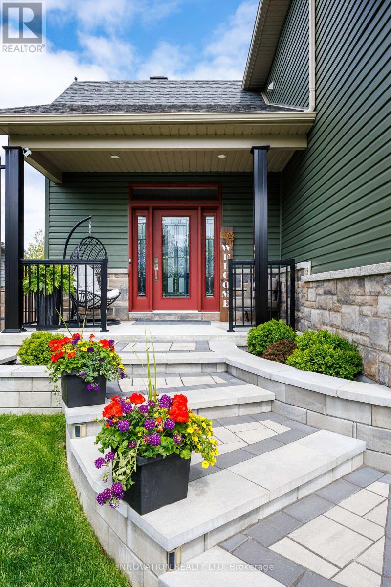Property at 41 PATTERSON CRESCENT image 3