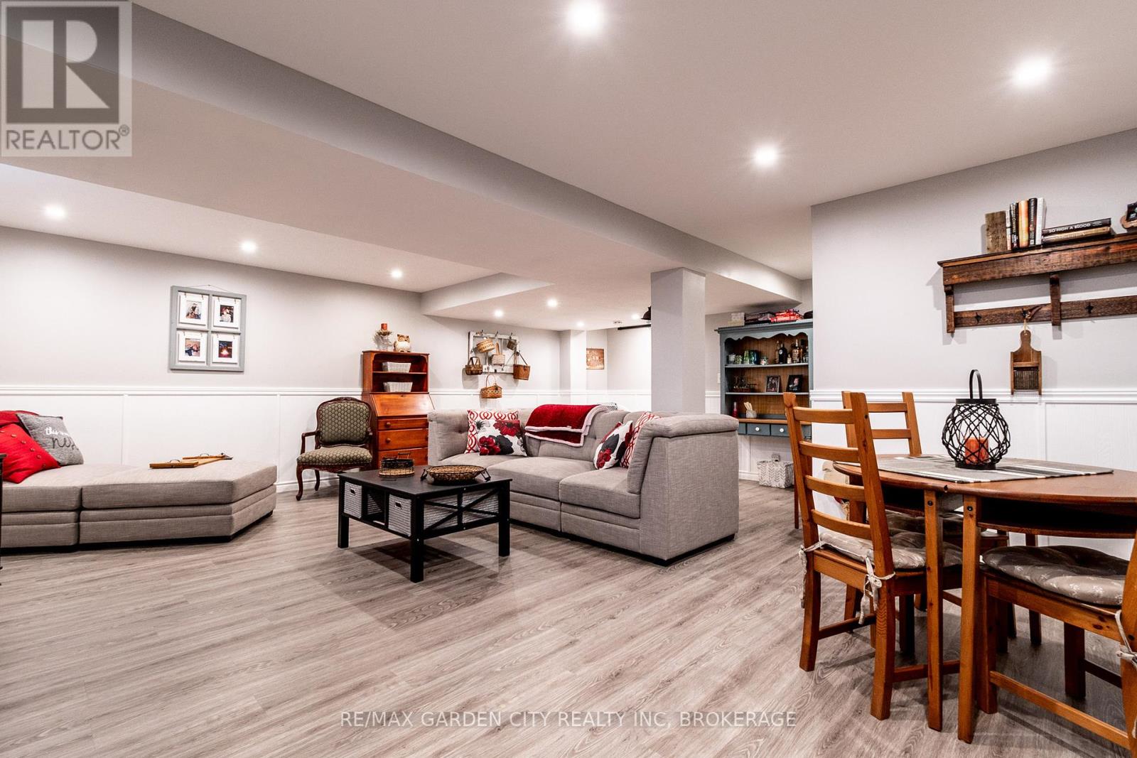 7 Fox Trail Drive, St. Catharines, Ontario  L2S 3T7 - Photo 24 - X12051574
