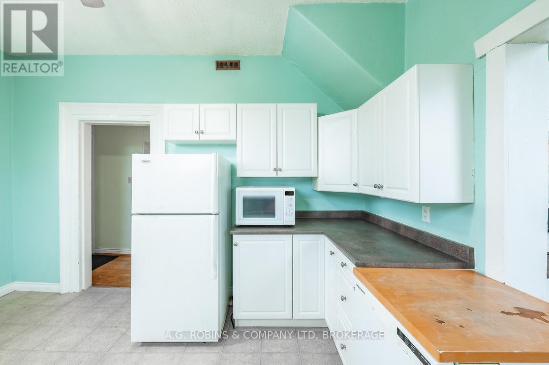 284 Brock Street, Peterborough Central, Ontario  K9H 2R1 - Photo 16 - X12051584