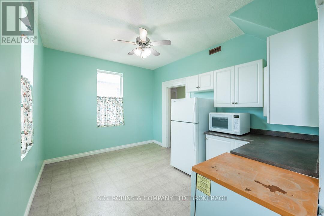 284 Brock Street, Peterborough Central, Ontario  K9H 2R1 - Photo 17 - X12051584