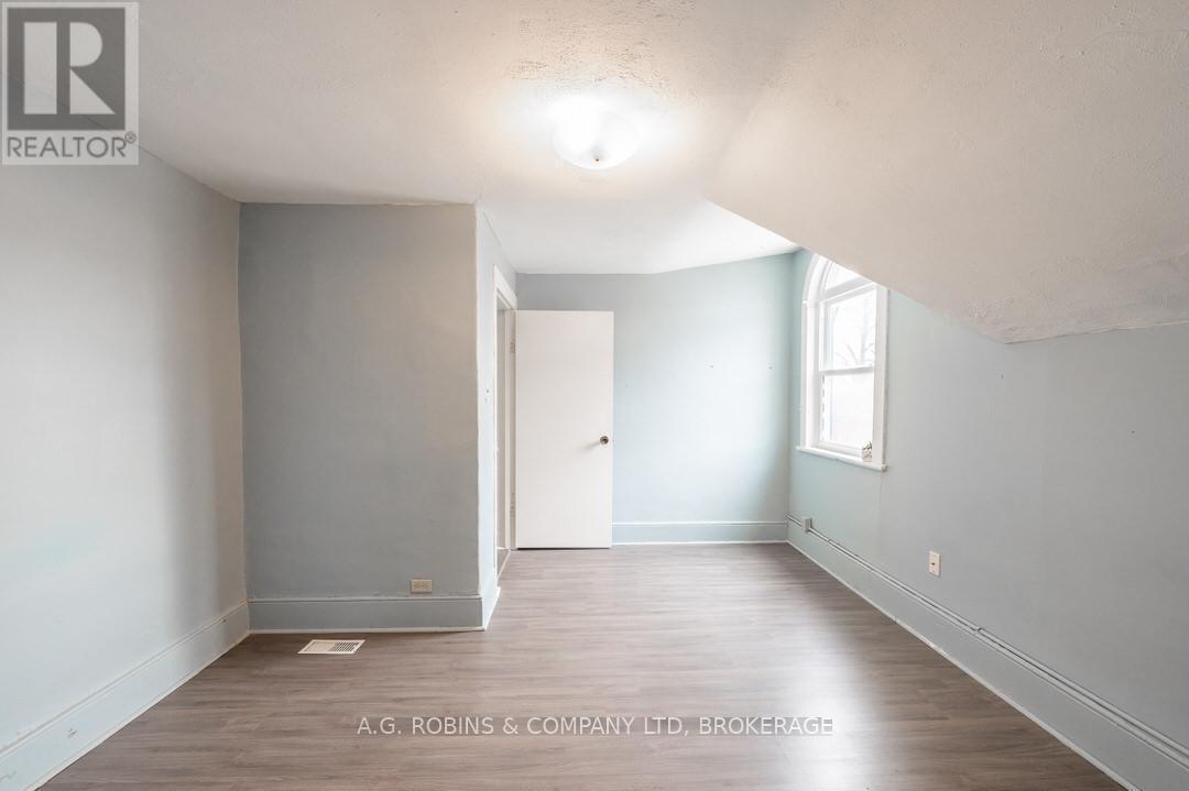 284 Brock Street, Peterborough Central, Ontario  K9H 2R1 - Photo 22 - X12051584