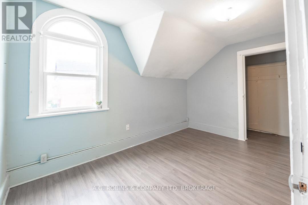 284 Brock Street, Peterborough Central, Ontario  K9H 2R1 - Photo 23 - X12051584