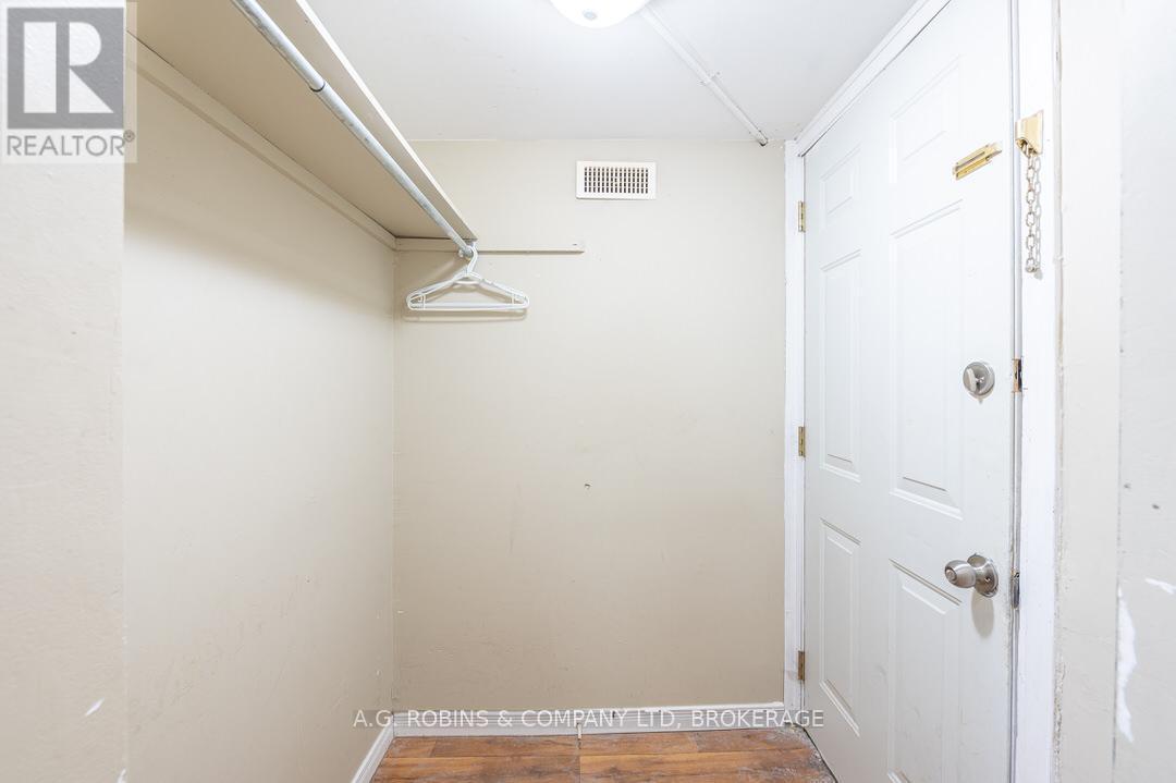 284 Brock Street, Peterborough Central, Ontario  K9H 2R1 - Photo 32 - X12051584