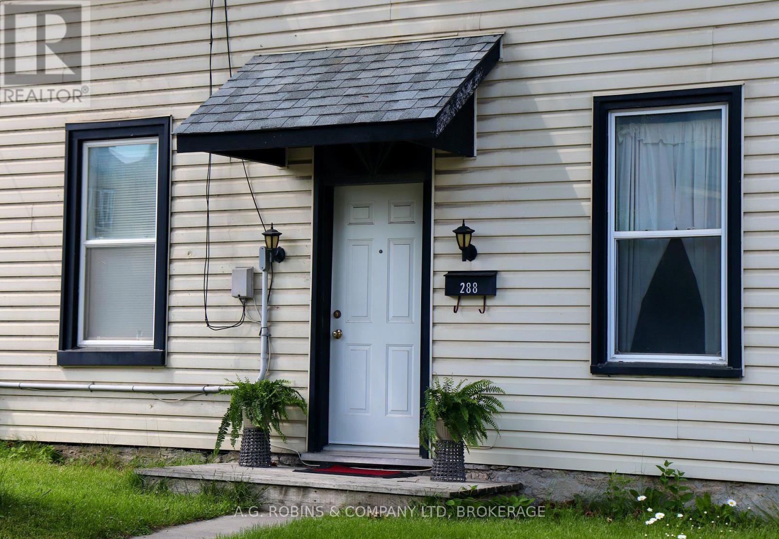 284 Brock Street, Peterborough Central, Ontario  K9H 2R1 - Photo 43 - X12051584