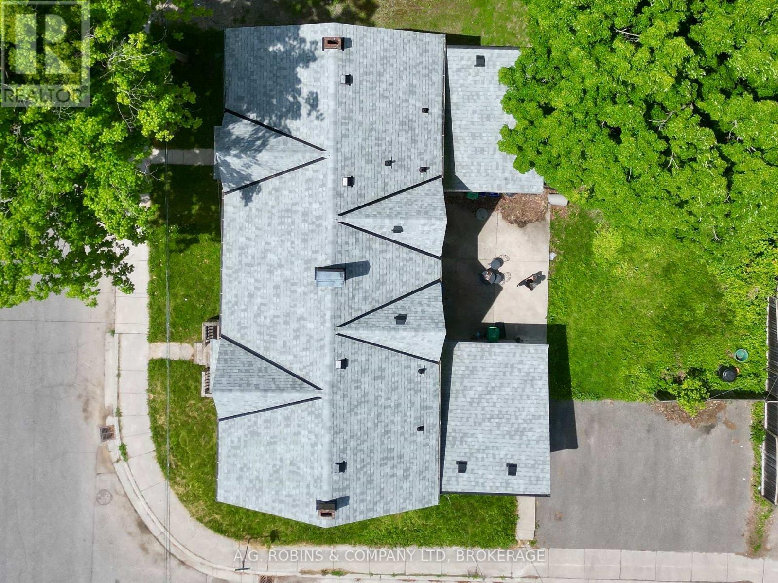 284 Brock Street, Peterborough Central, Ontario  K9H 2R1 - Photo 5 - X12051584