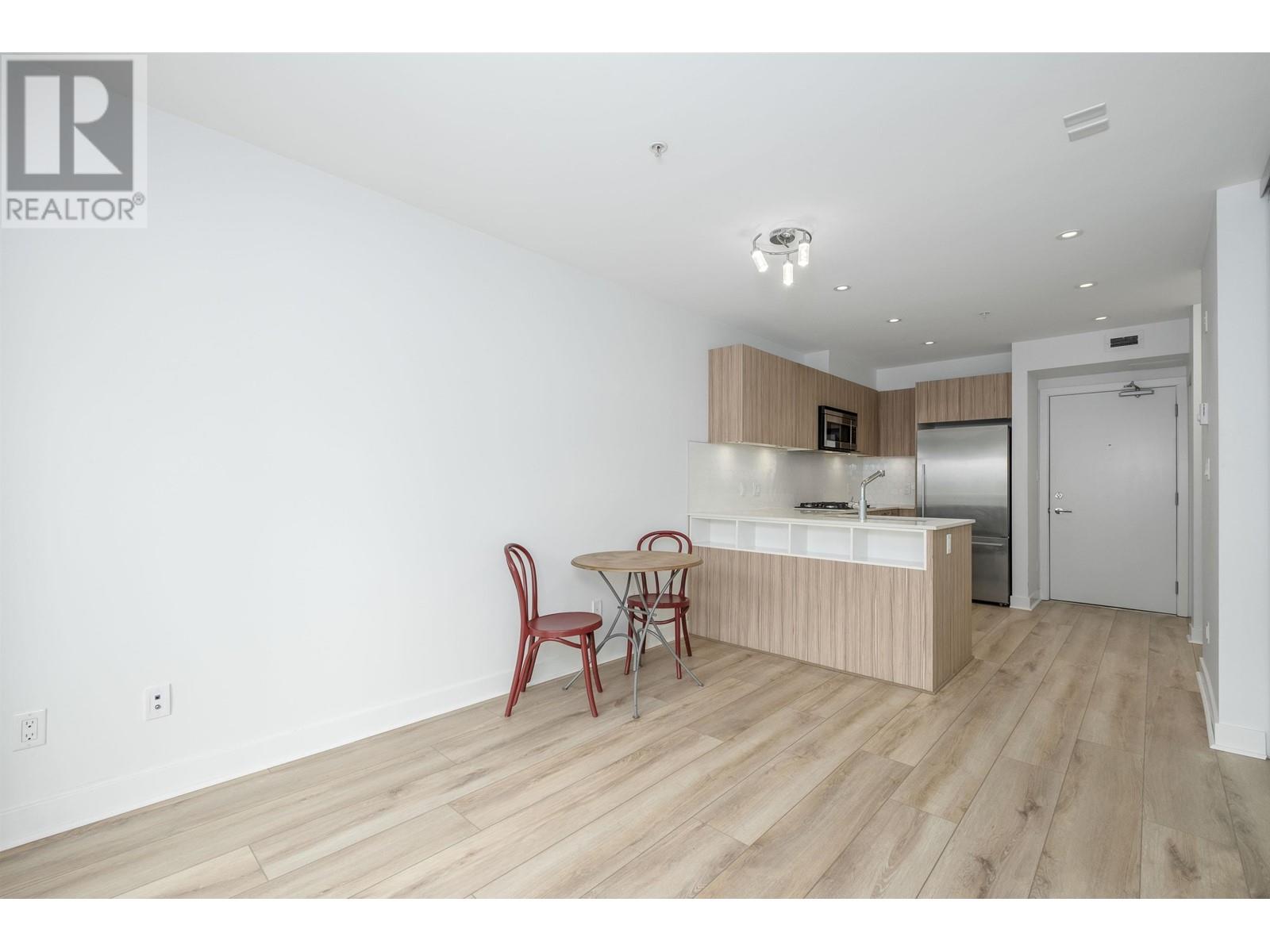 209 1061 Marine Drive, North Vancouver, British Columbia  V7P 1S6 - Photo 14 - R2983578
