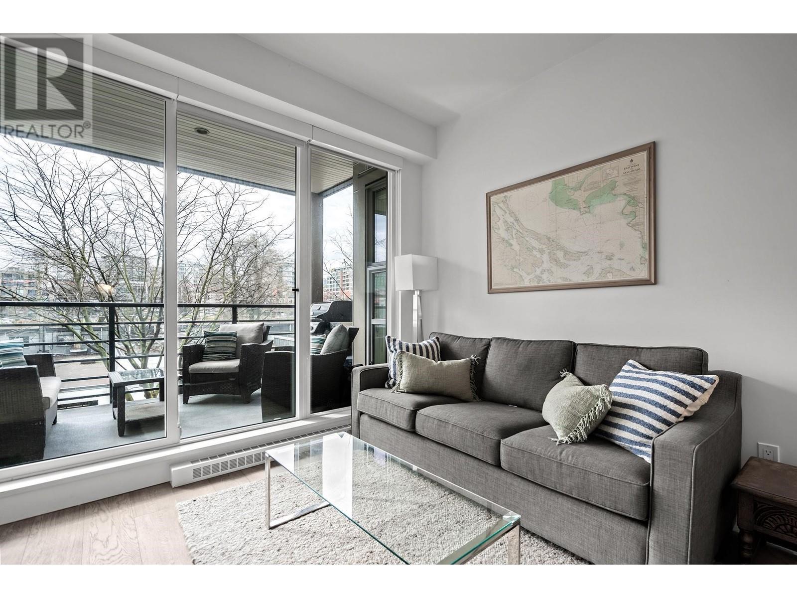 312 1628 W 4th Avenue, Vancouver, British Columbia  V6J 0G8 - Photo 4 - R2983581