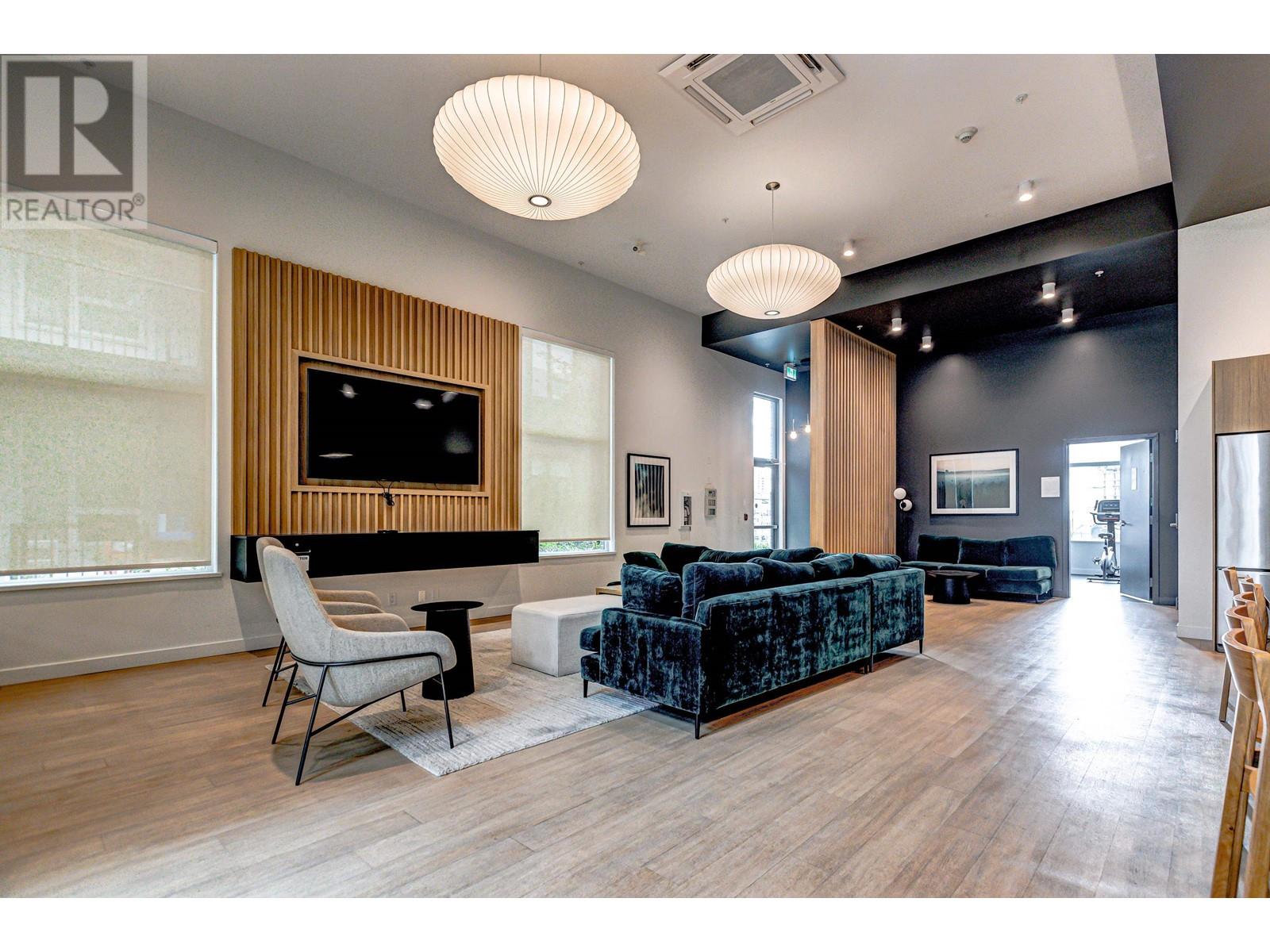 111 645 Como Lake Avenue, Coquitlam, British Columbia  V3J 0N9 - Photo 17 - R2983582