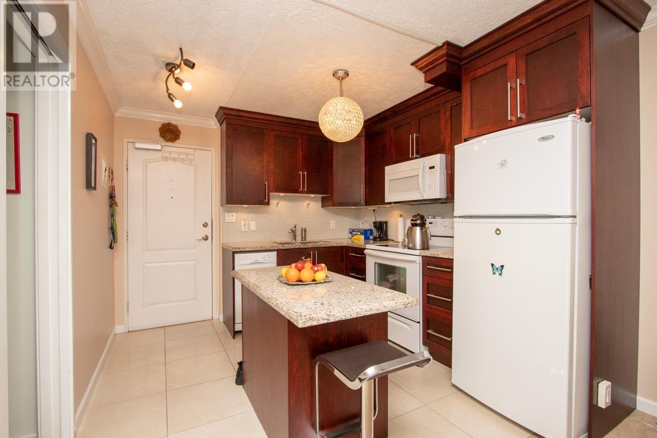 810 2016 Fullerton Avenue, North Vancouver, British Columbia  V7P 3E6 - Photo 5 - R2983583
