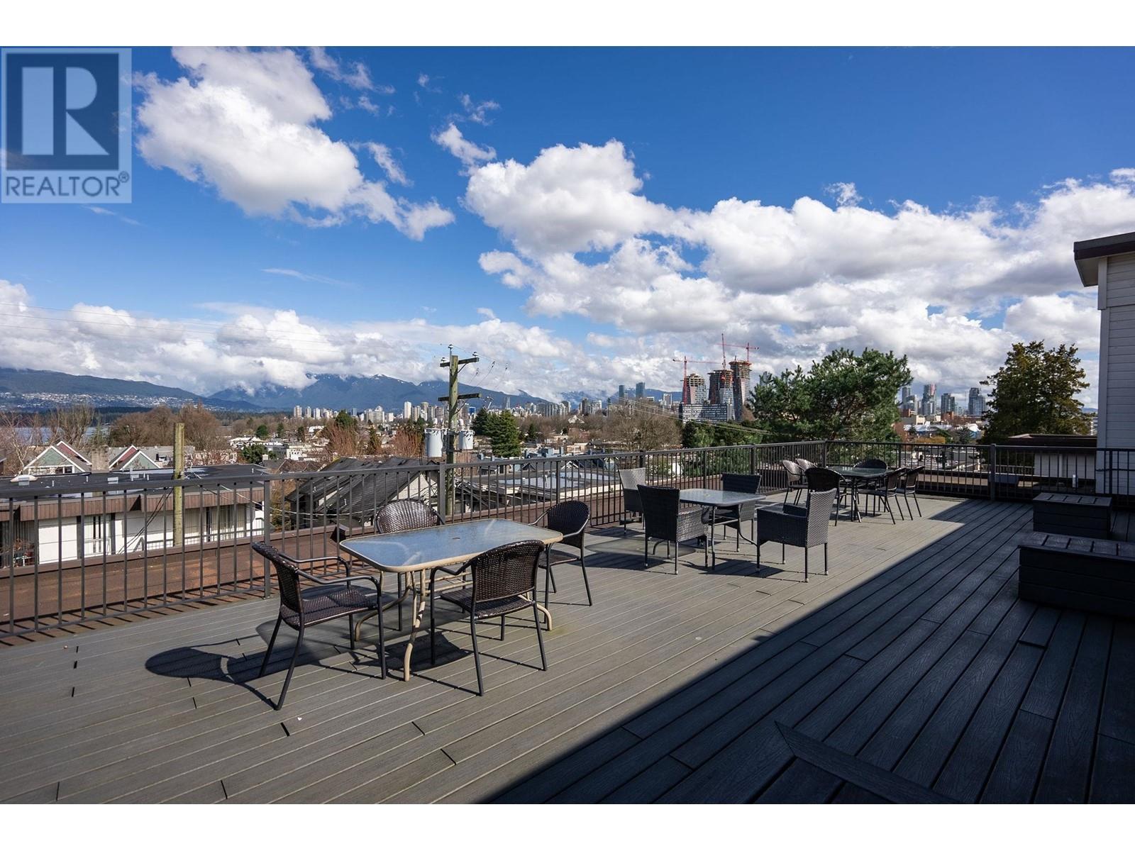 209 2125 W 2nd Avenue, Vancouver, British Columbia  V6K 1H7 - Photo 21 - R2983594