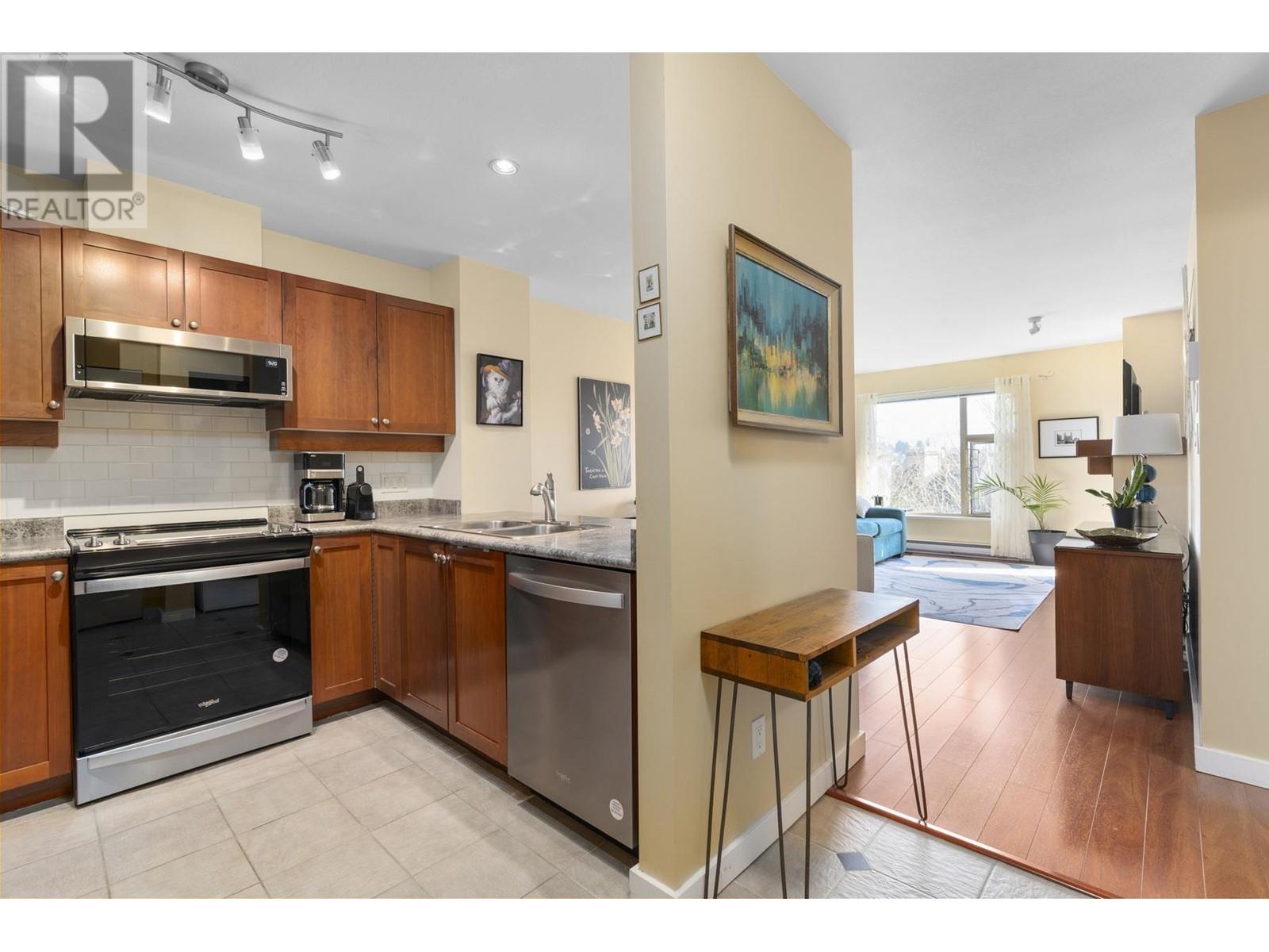 404 625 Park Crescent, New Westminster, British Columbia  V3L 5W4 - Photo 10 - R2983598