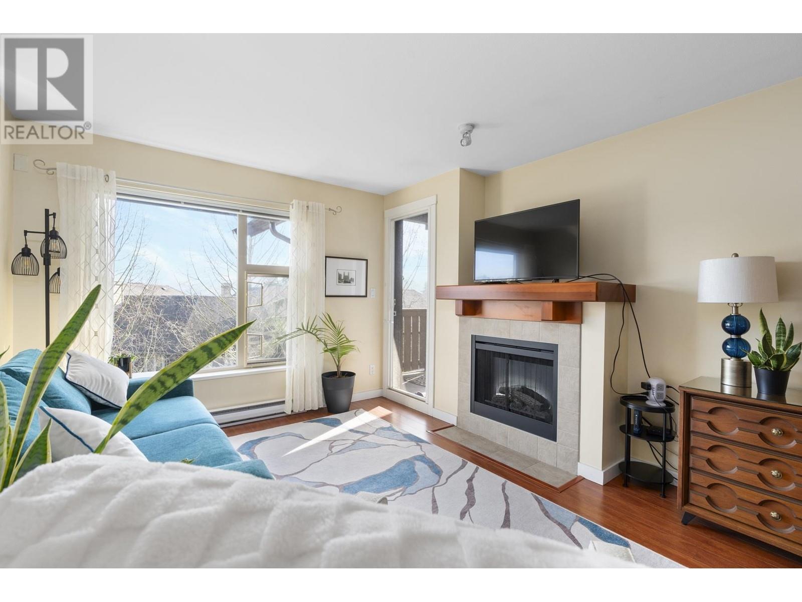 404 625 Park Crescent, New Westminster, British Columbia  V3L 5W4 - Photo 3 - R2983598