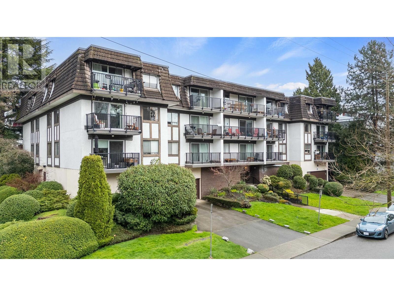 207 270 W 1st Street, North Vancouver, British Columbia  V7M 1B4 - Photo 1 - R2983612