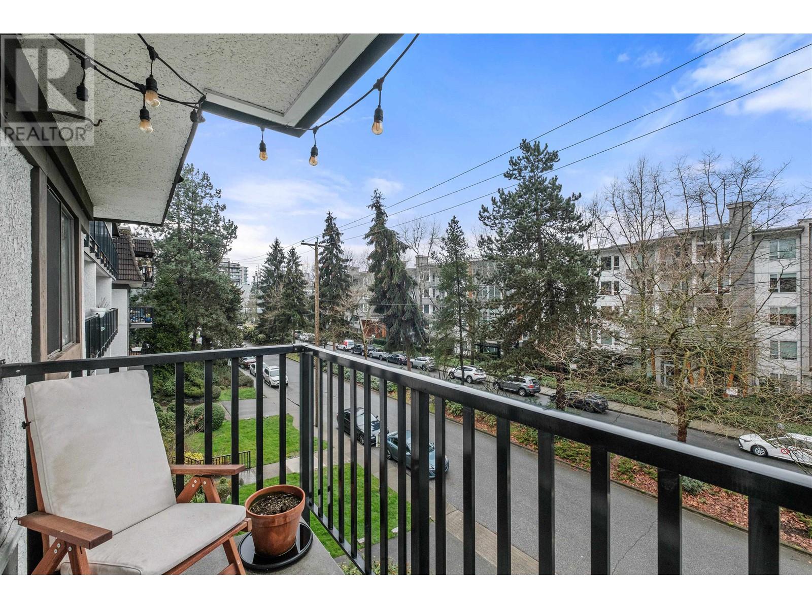 207 270 W 1st Street, North Vancouver, British Columbia  V7M 1B4 - Photo 12 - R2983612