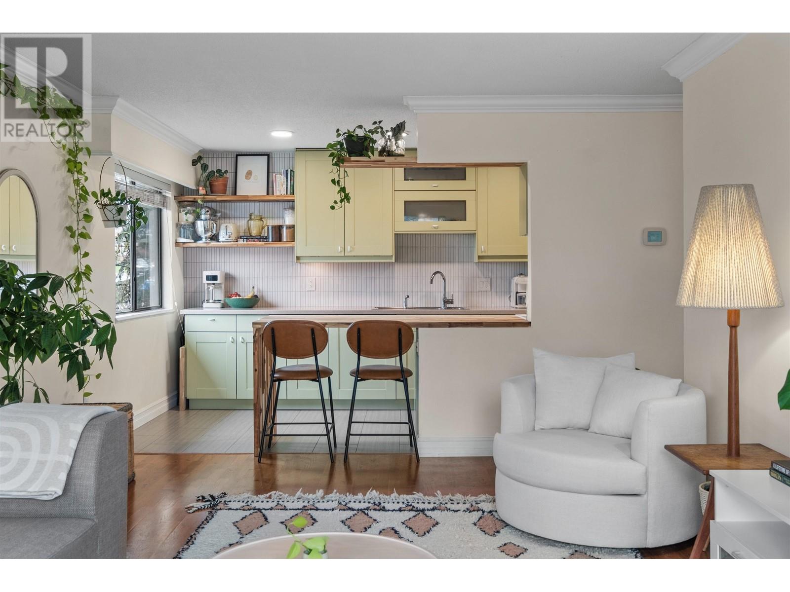 207 270 W 1st Street, North Vancouver, British Columbia  V7M 1B4 - Photo 7 - R2983612