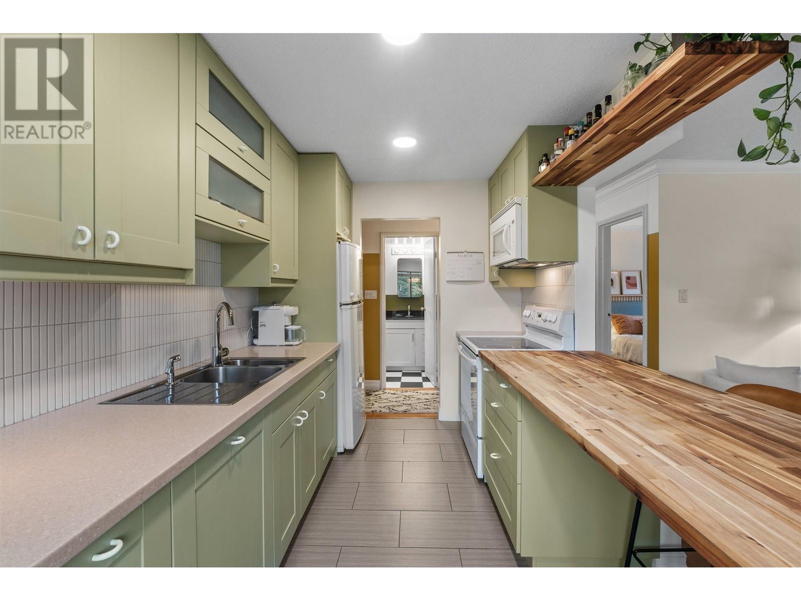 207 270 W 1st Street, North Vancouver, British Columbia  V7M 1B4 - Photo 8 - R2983612
