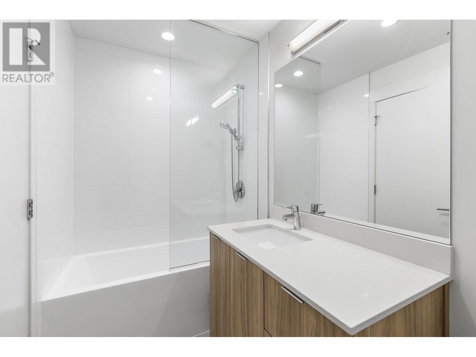 219 750 Dogwood Street, Coquitlam, British Columbia  V3J 4B7 - Photo 20 - R2983616