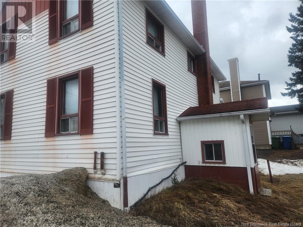 Property at 142 Principale Street image 3