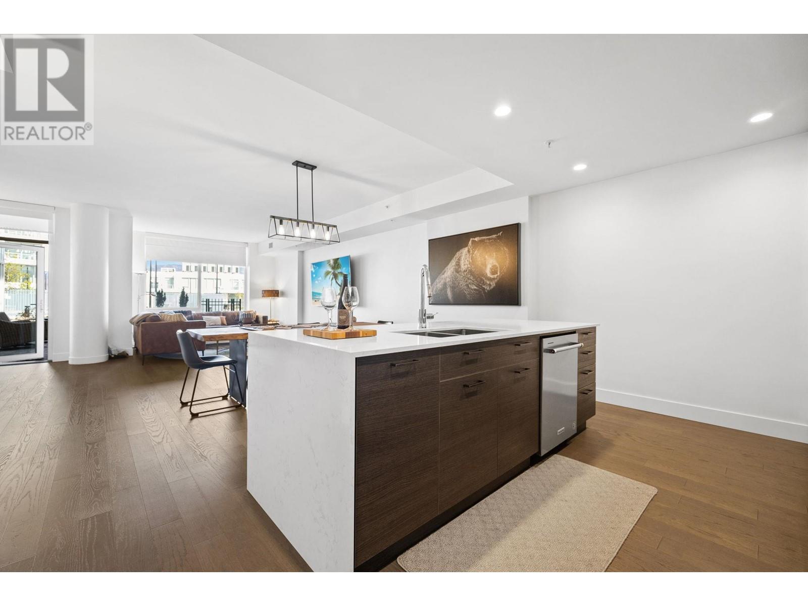 Property at 1191 Sunset Drive Unit# 401 image 2