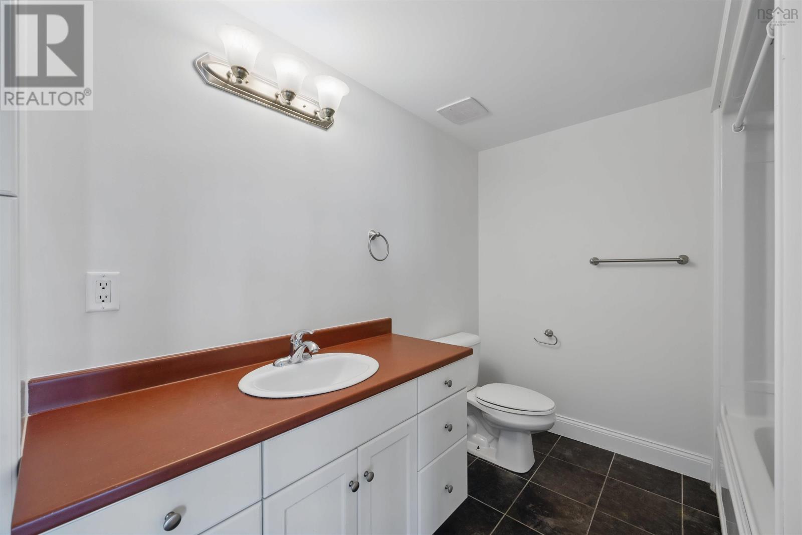 912 60 Walter Havill Drive, Halifax, Nova Scotia  B3N 0A9 - Photo 20 - 202506293