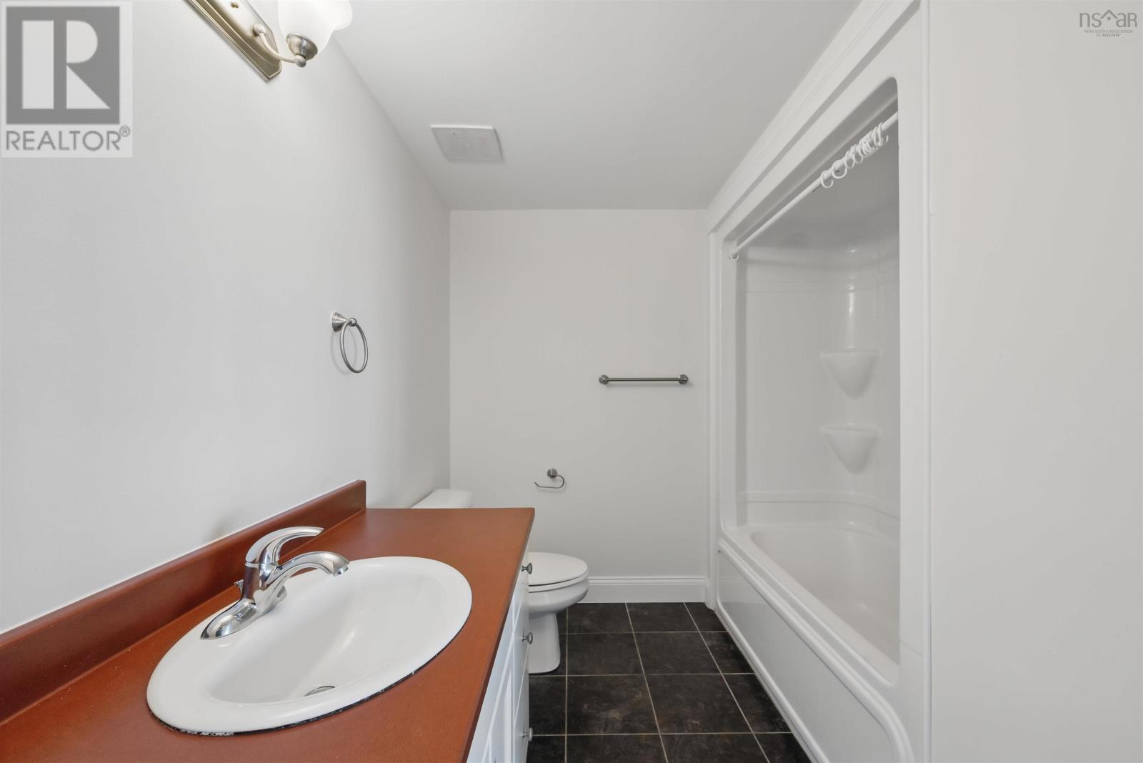 912 60 Walter Havill Drive, Halifax, Nova Scotia  B3N 0A9 - Photo 21 - 202506293