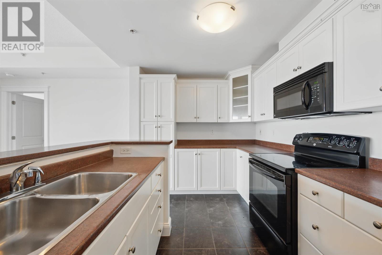 912 60 Walter Havill Drive, Halifax, Nova Scotia  B3N 0A9 - Photo 5 - 202506293