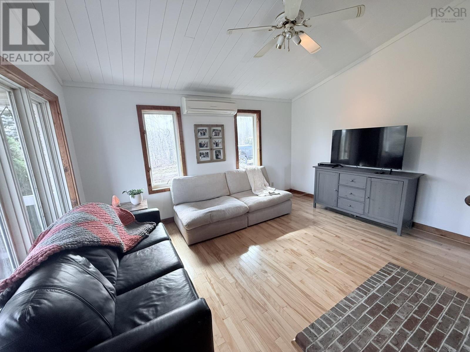 652 East Earltown Road, East Earltown, Nova Scotia  B0K 1V0 - Photo 5 - 202506300