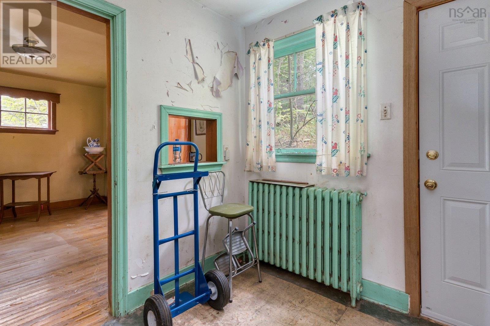 303 St. Margaret's Bay Road, Halifax, Nova Scotia  B3N 1J8 - Photo 10 - 202506301