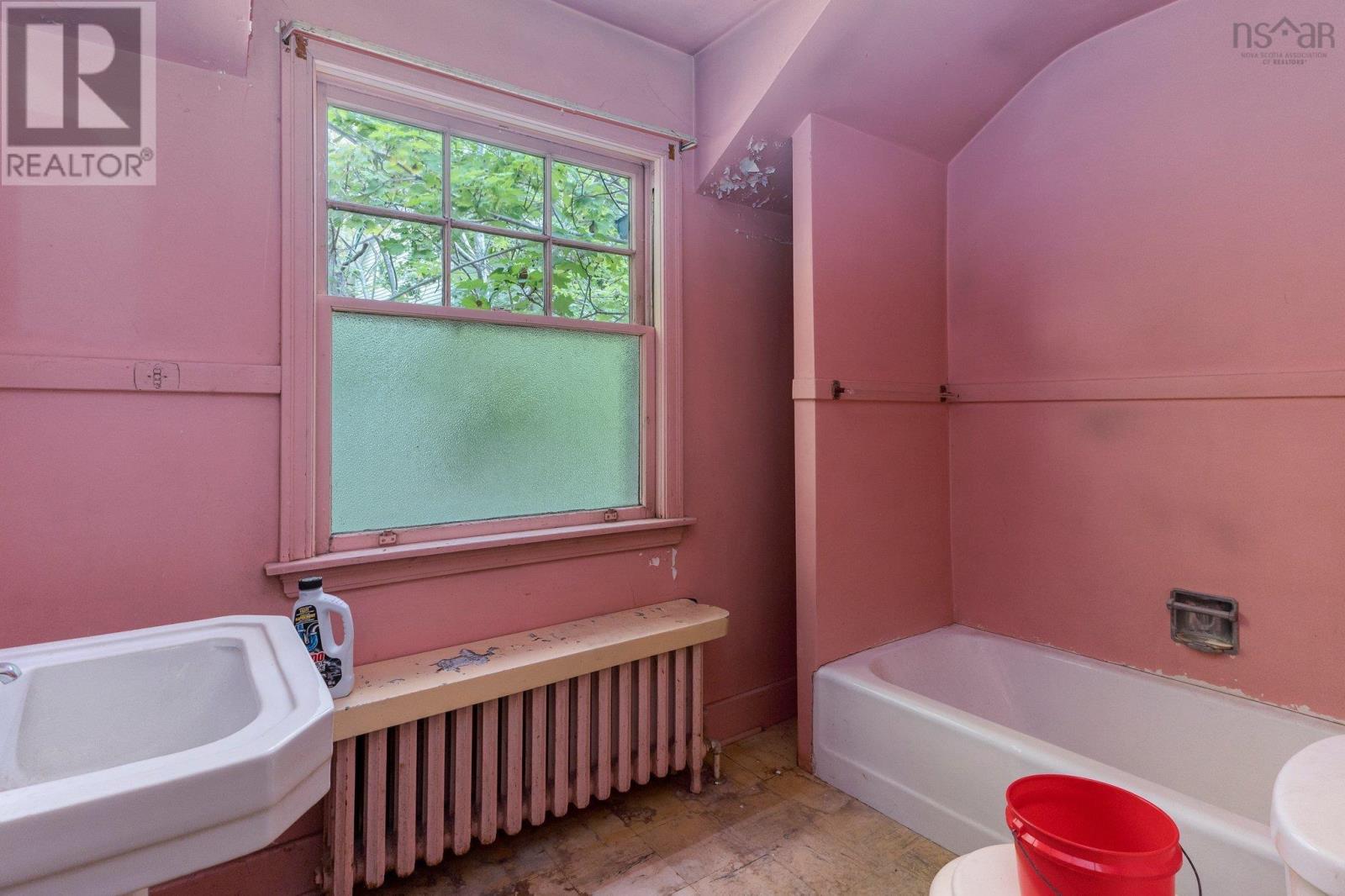 303 St. Margaret's Bay Road, Halifax, Nova Scotia  B3N 1J8 - Photo 24 - 202506301