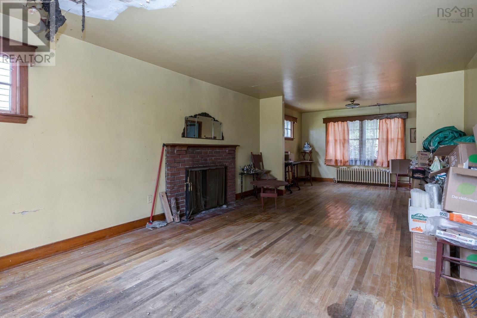 303 St. Margaret's Bay Road, Halifax, Nova Scotia  B3N 1J8 - Photo 5 - 202506301