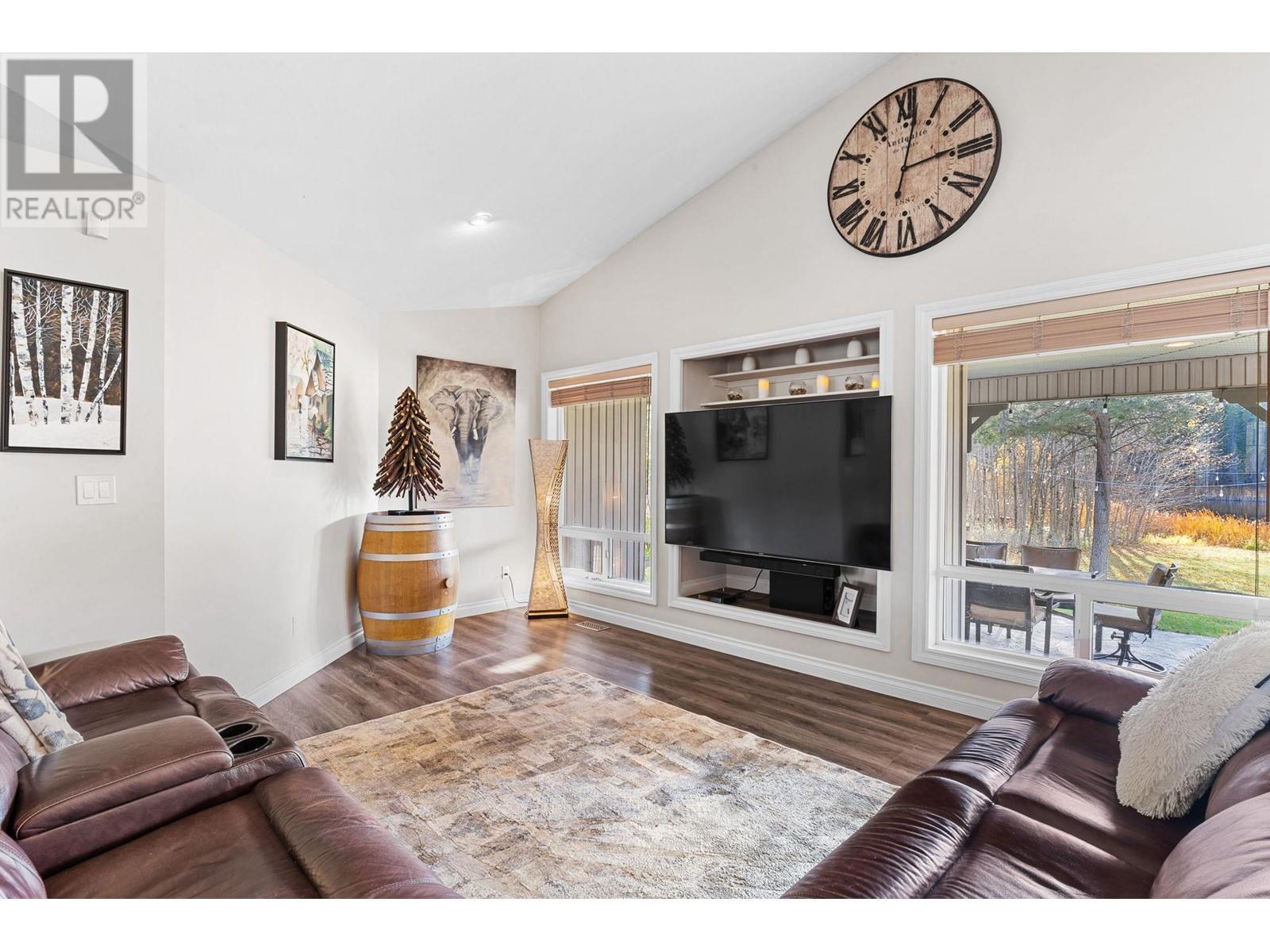 Property at 3330 McKellar Road image 5