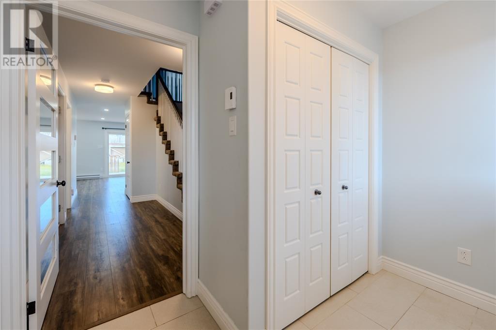 Property at 17 Quantum Drive image 5