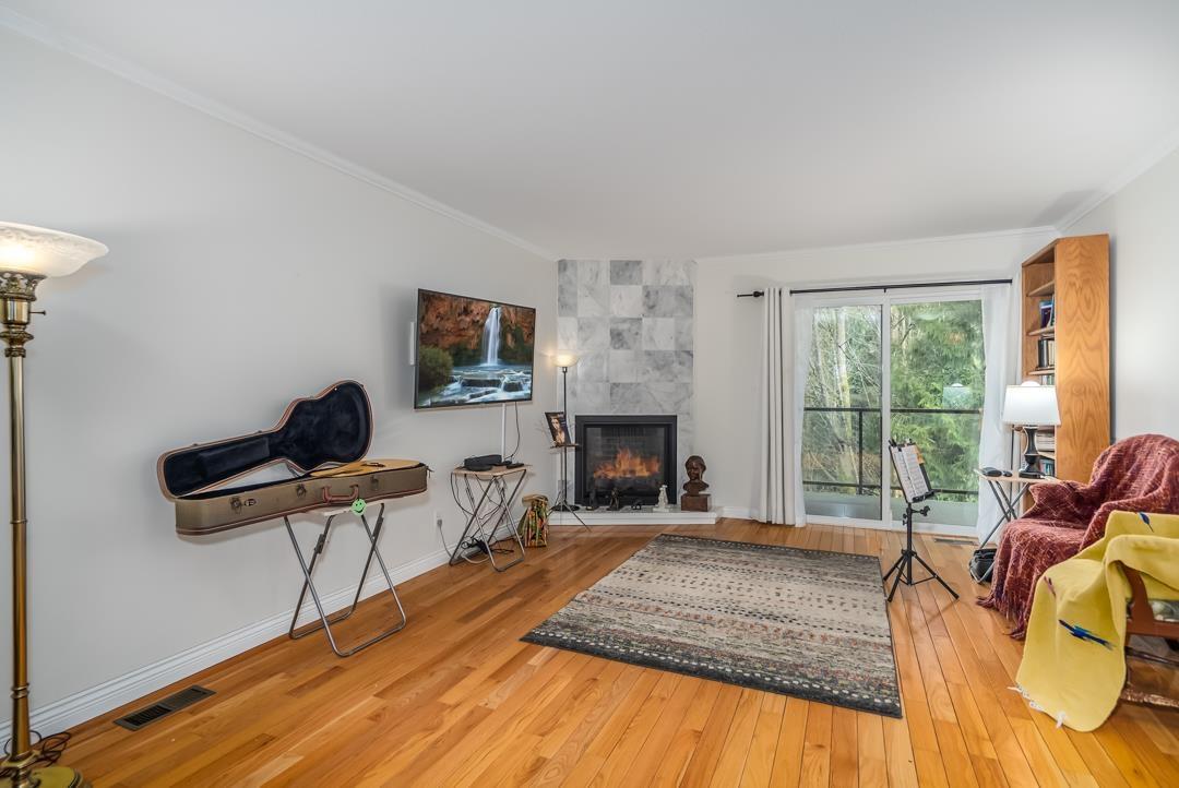 Property at 29 2962 NELSON PLACE image 3