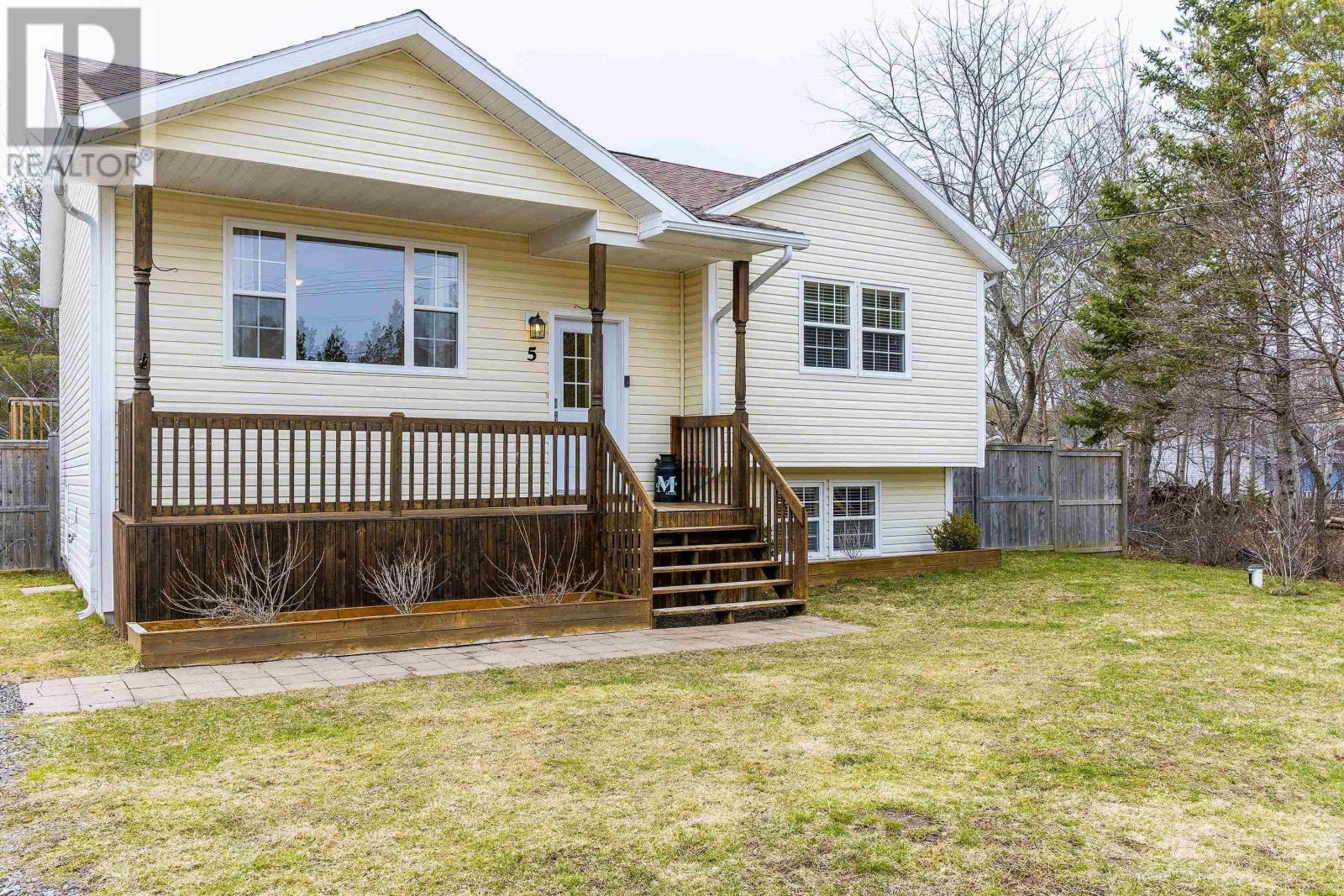 5 Chateau Court, Nictaux, Nova Scotia  B0S 1P0 - Photo 2 - 202506306