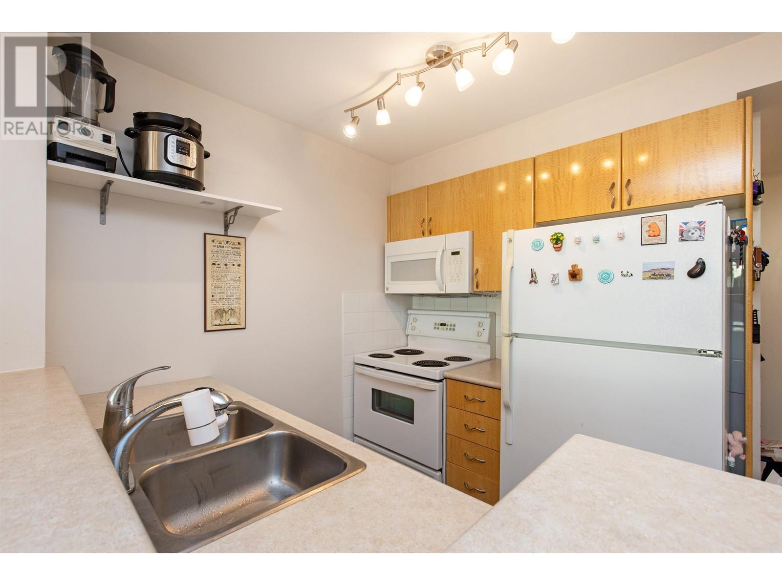902 2763 Chandlery Place, Vancouver, British Columbia  V5S 4V4 - Photo 6 - R2981097
