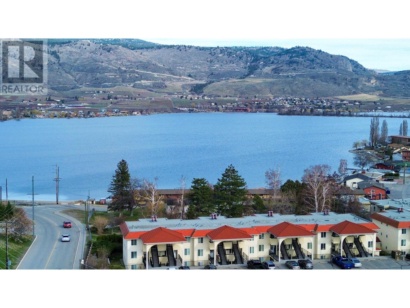 Property at 2 Quail Place image 3