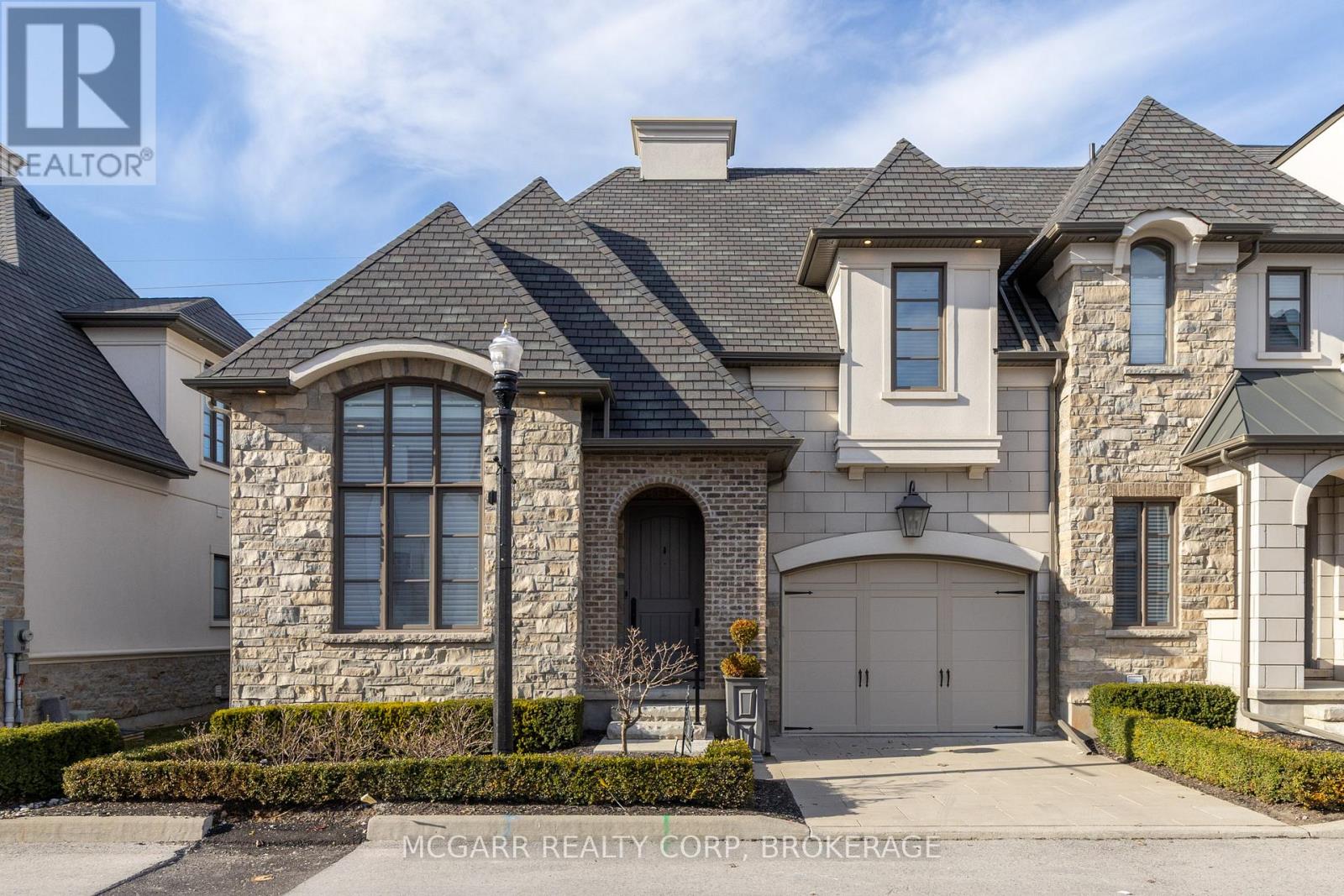 11 ARBOURVALE COMMON, St. Catharines, Ontario