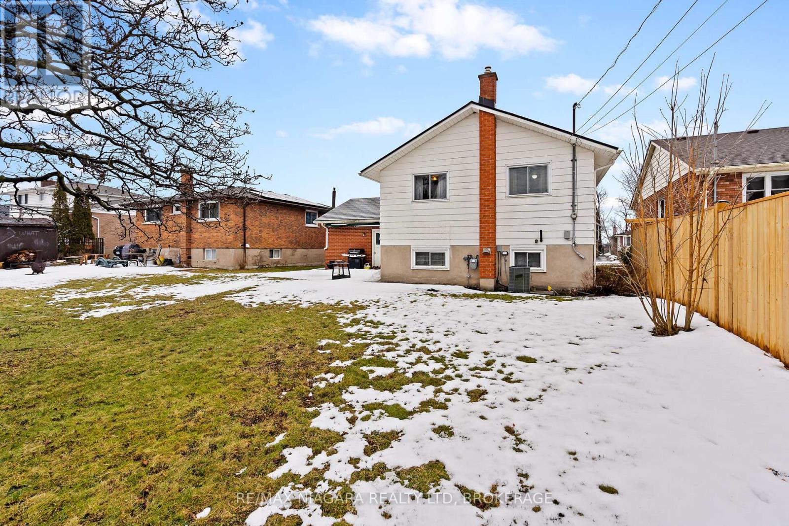 589 Stanley Street, Port Colborne (Sugarloaf), Ontario  L3K 3B2 - Photo 27 - X11993411