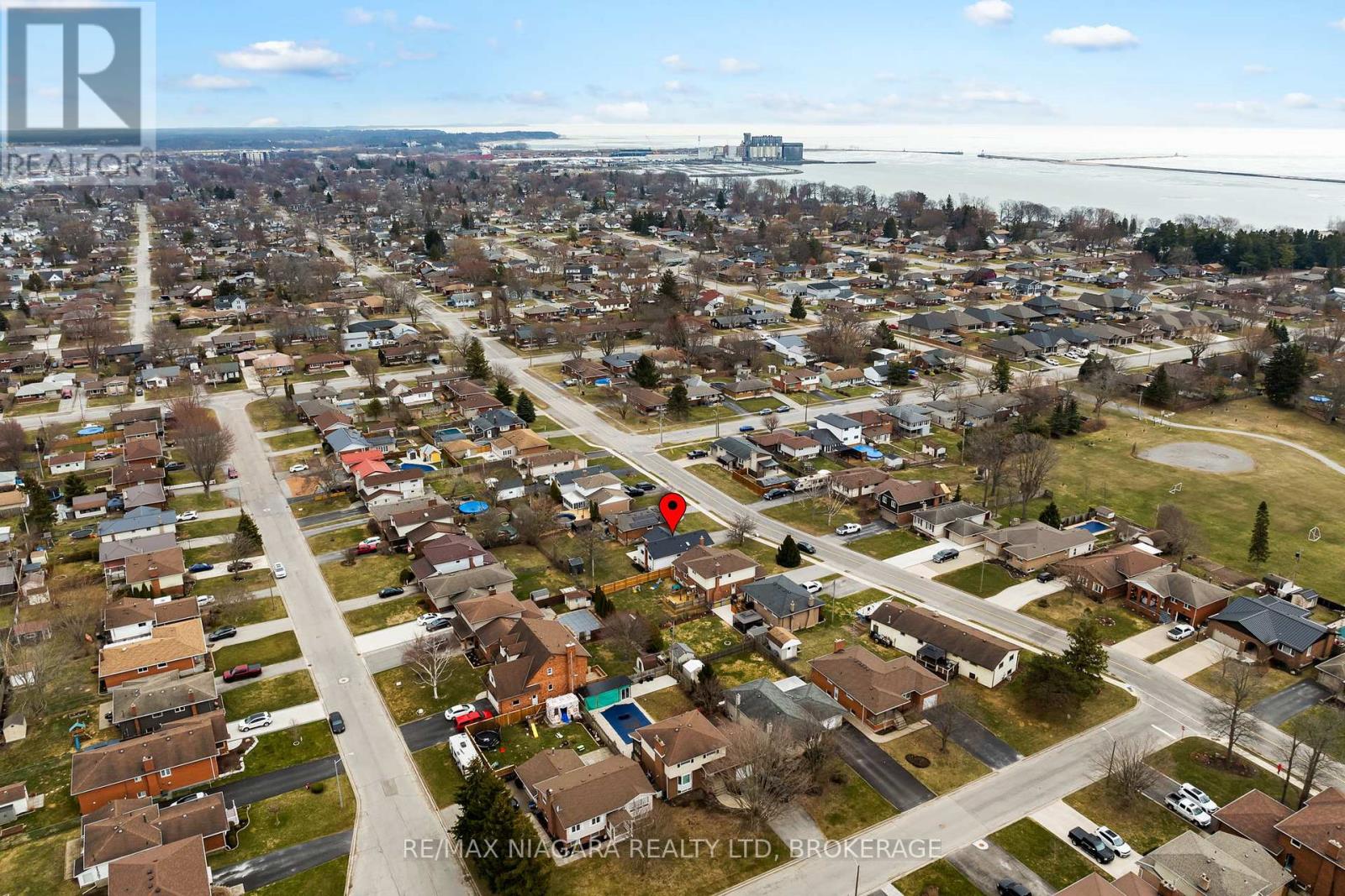 589 Stanley Street, Port Colborne (Sugarloaf), Ontario  L3K 3B2 - Photo 34 - X11993411