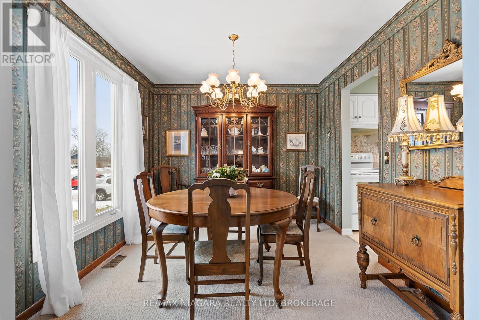 589 Stanley Street, Port Colborne (Sugarloaf), Ontario  L3K 3B2 - Photo 8 - X11993411