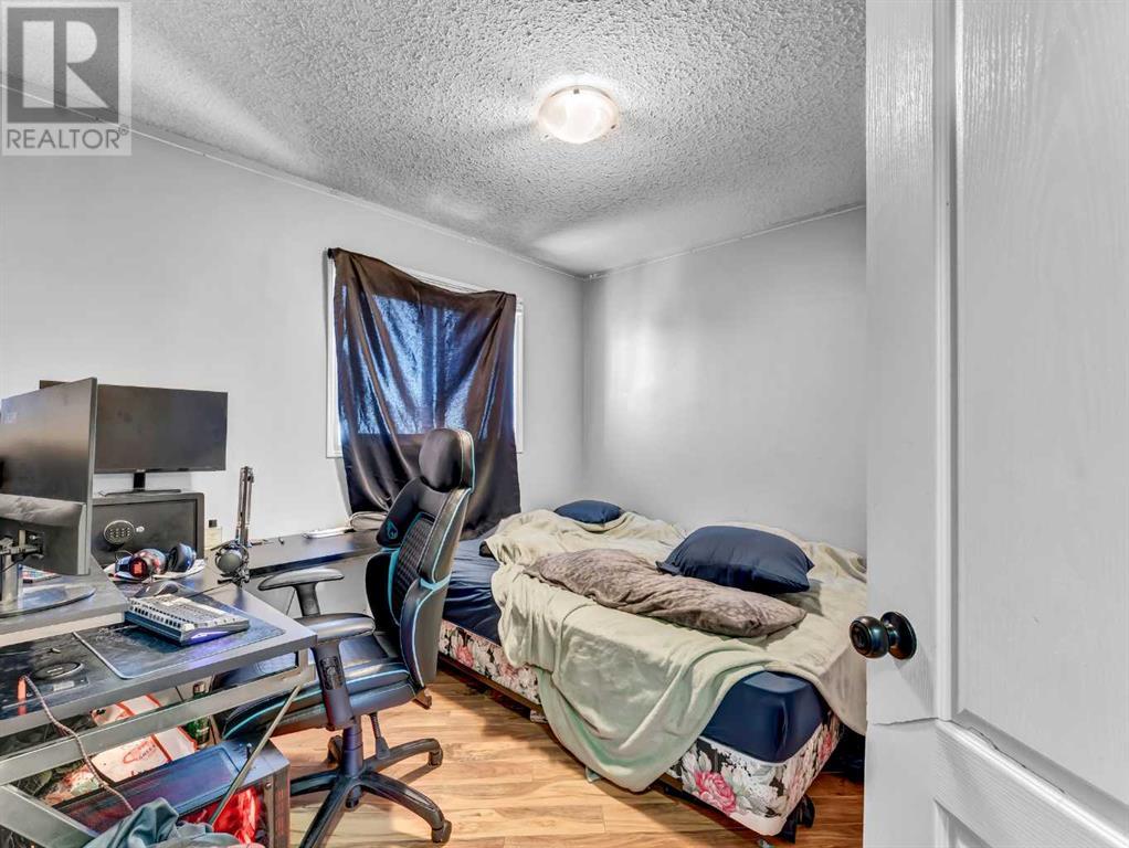 264 Northlands Pointe Ne, Medicine Hat, Alberta  T1C 0B9 - Photo 16 - A2206872