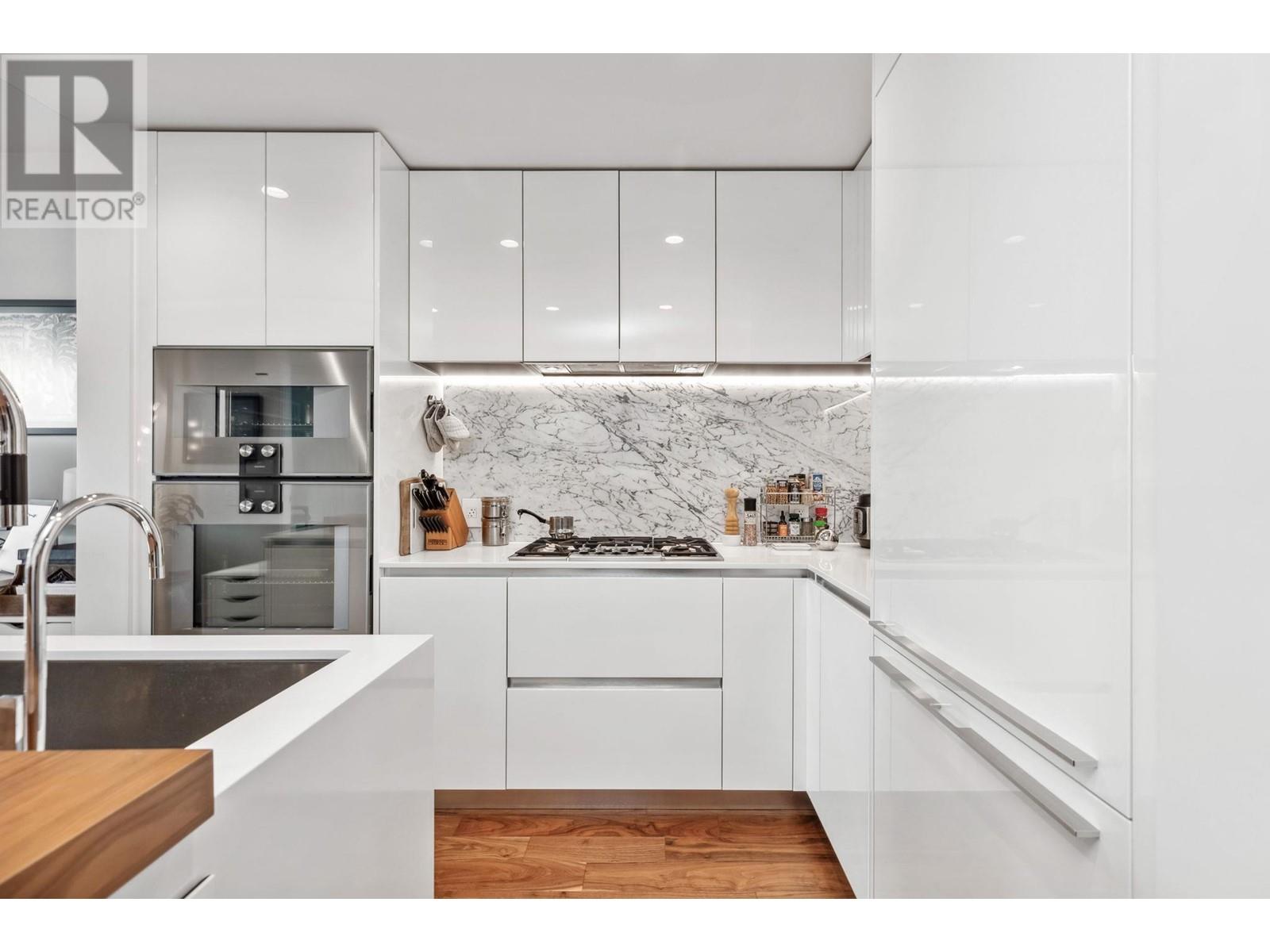 405 389 W 59th Avenue, Vancouver, British Columbia  V5X 0J4 - Photo 9 - R2983497