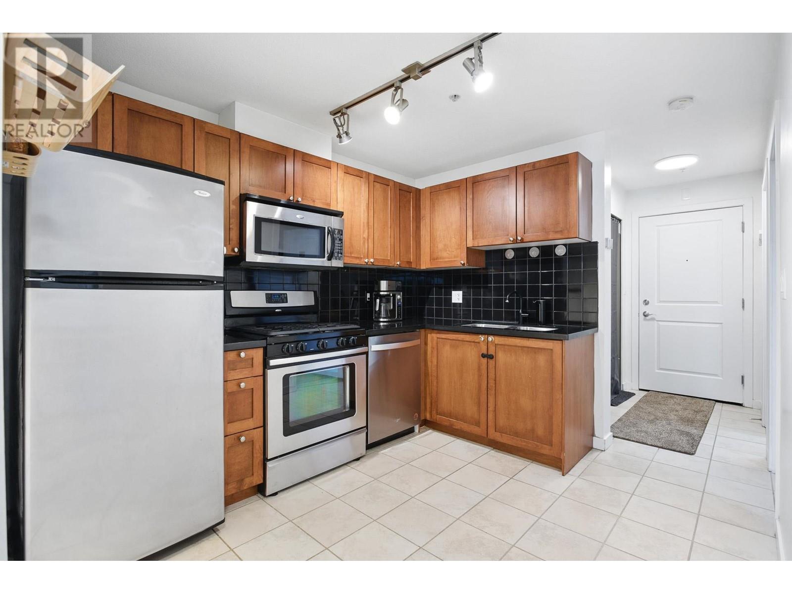 308 2636 E Hastings Street, Vancouver, British Columbia  V5K 1Z6 - Photo 2 - R2983567