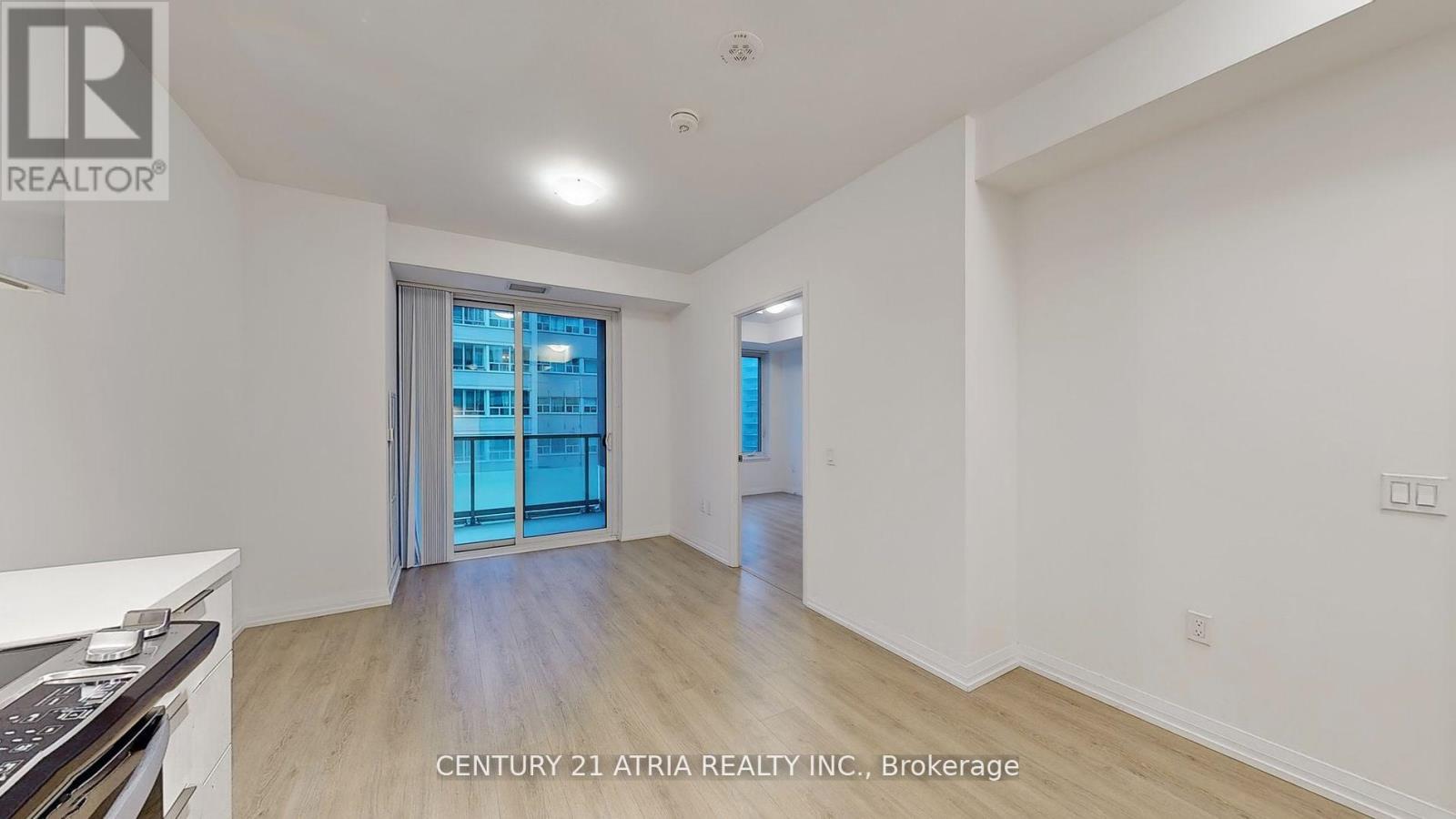 816 - 50 DUNFIELD AVENUE, Toronto, Ontario
