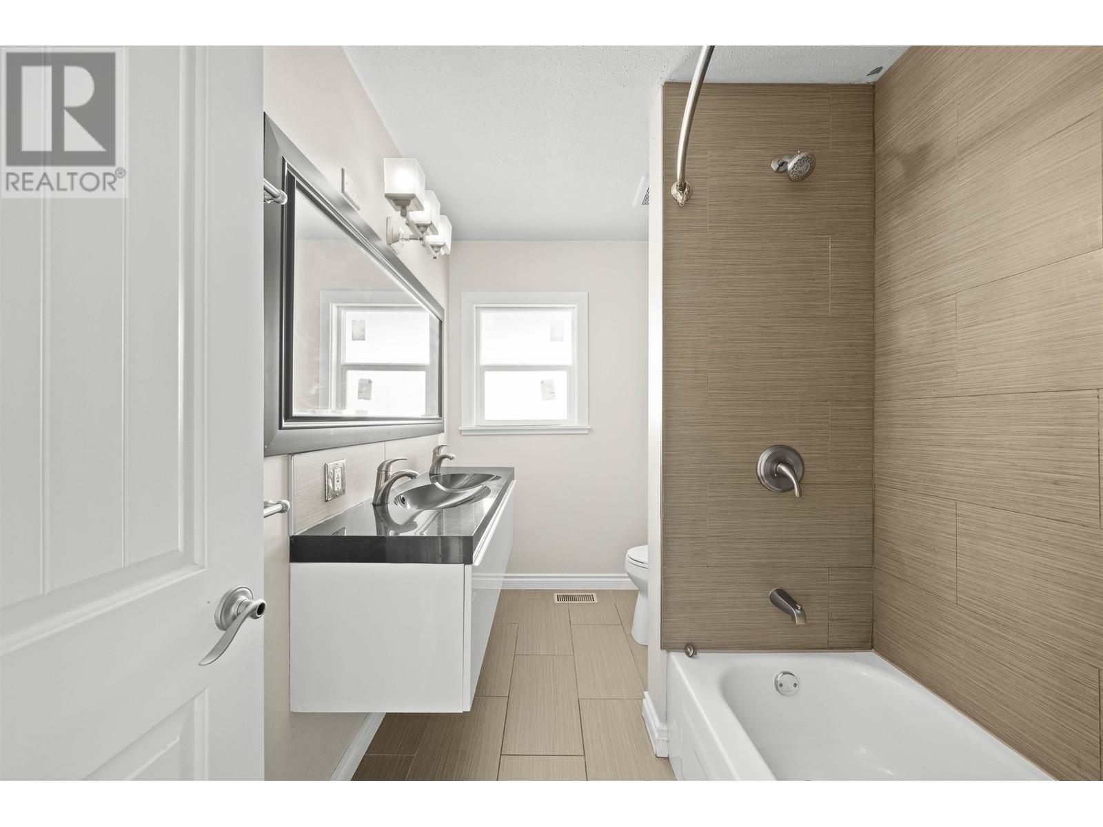 1219 Hammond Avenue, Coquitlam, British Columbia  V3K 2P2 - Photo 21 - R2981054