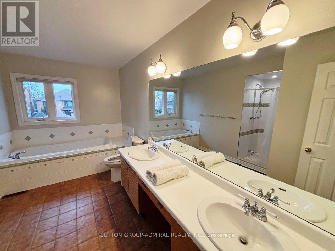 18 Tangreen Circle, Vaughan, Ontario  L4J 5E2 - Photo 15 - N12051606